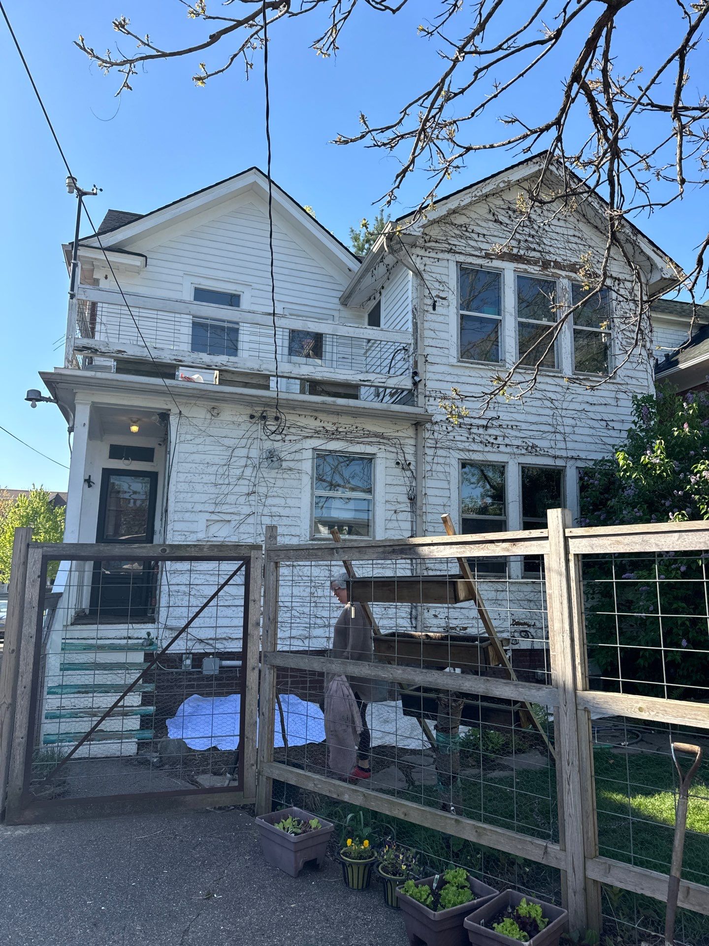 4-May 04, 2026 13-30-23-Kx1t Exterior House Painting in Detroit, MI