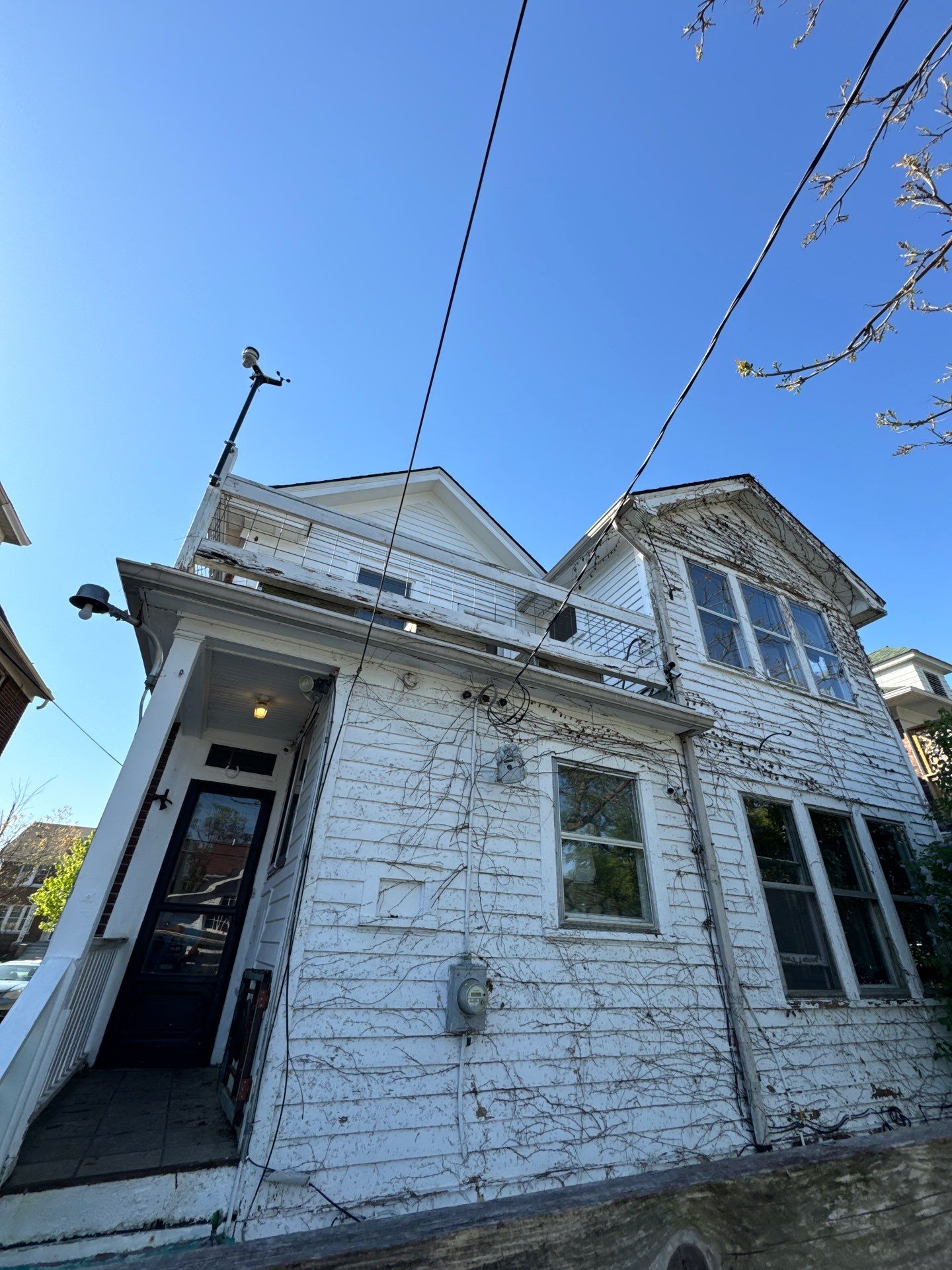 6-May 04, 2026 13-30-17-92yu Exterior House Painting in Detroit, MI